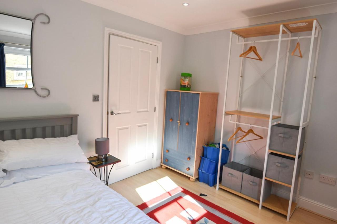 12A Solent Landing Direct Beach Access Bembridge Bagian luar foto