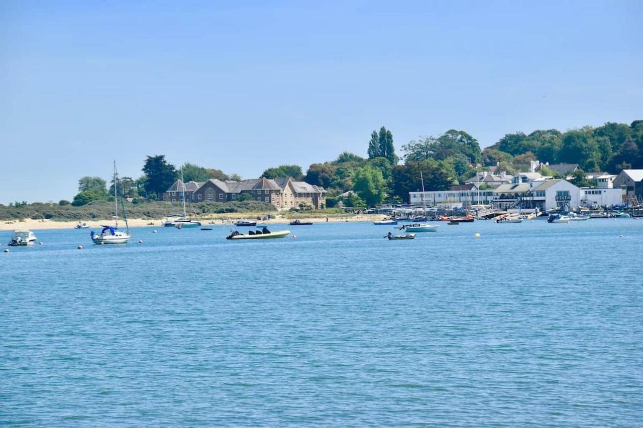 12A Solent Landing Direct Beach Access Bembridge Bagian luar foto