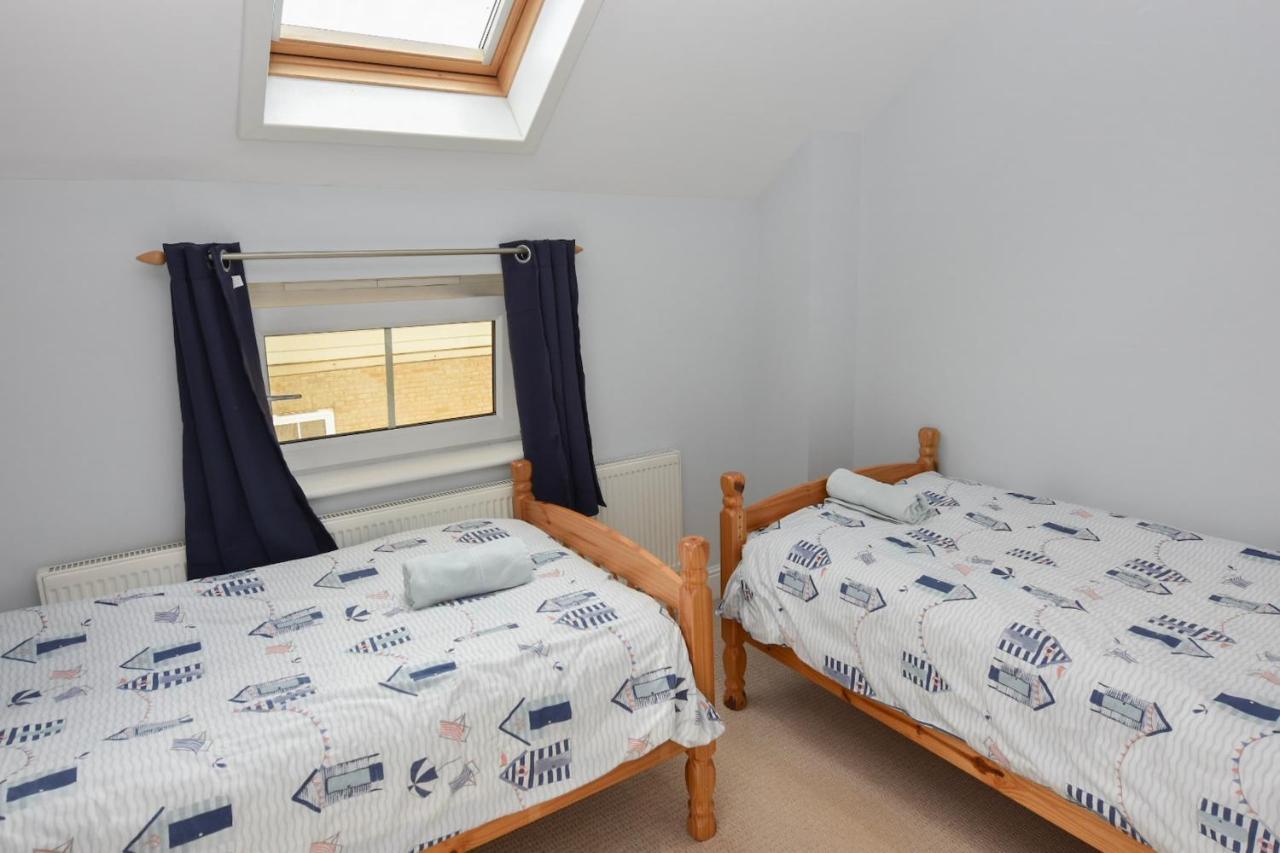 12A Solent Landing Direct Beach Access Bembridge Bagian luar foto