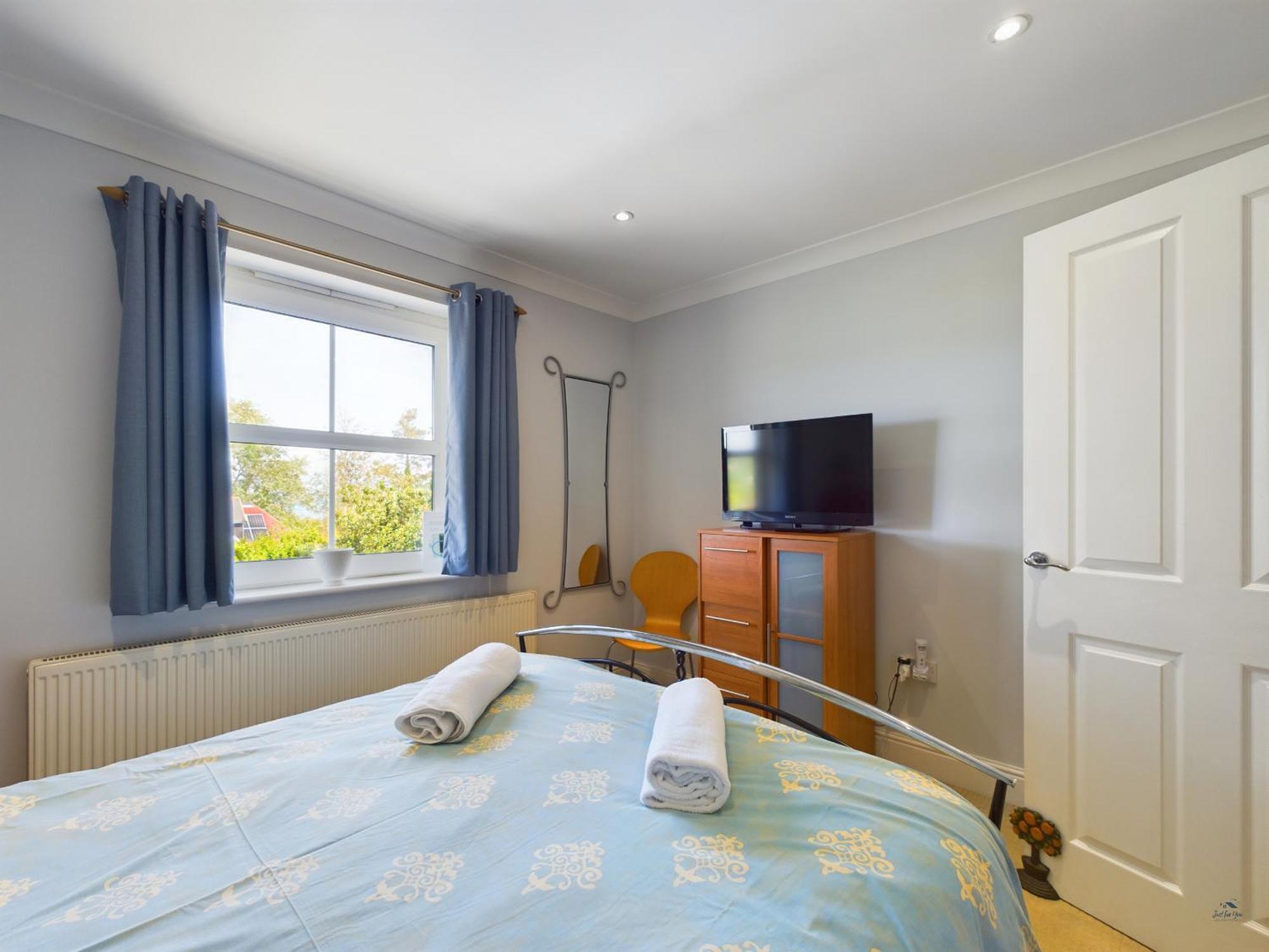 12A Solent Landing Direct Beach Access Bembridge Bagian luar foto