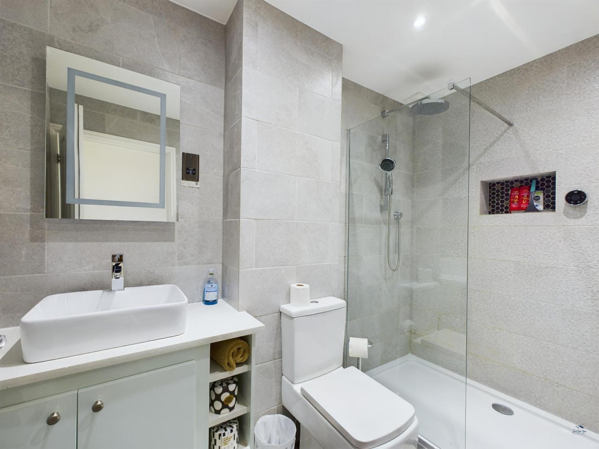 12A Solent Landing Direct Beach Access Bembridge Bagian luar foto
