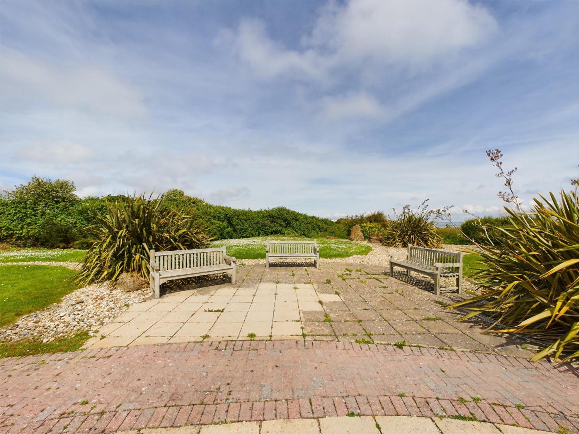 12A Solent Landing Direct Beach Access Bembridge Bagian luar foto