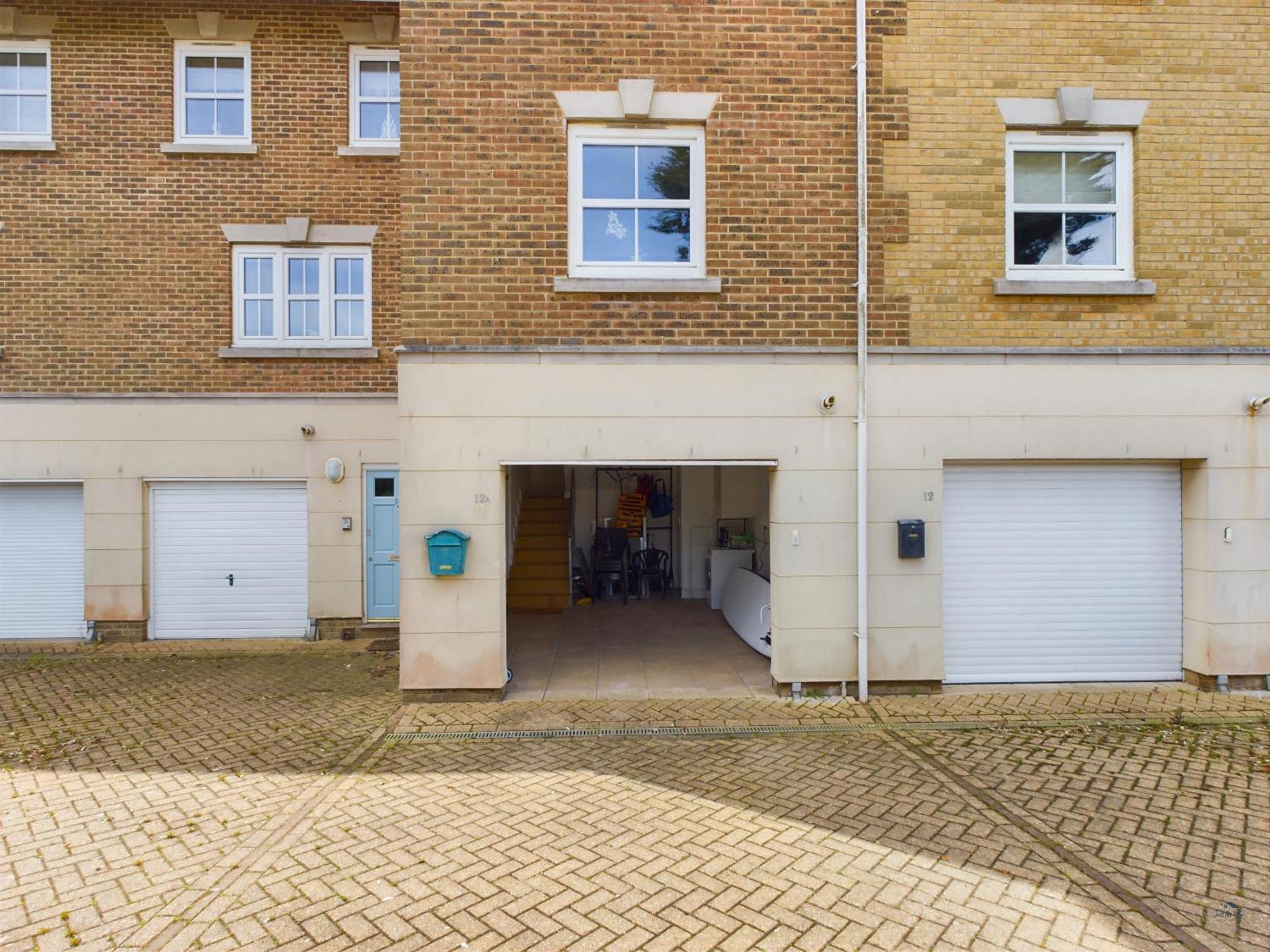 12A Solent Landing Direct Beach Access Bembridge Bagian luar foto