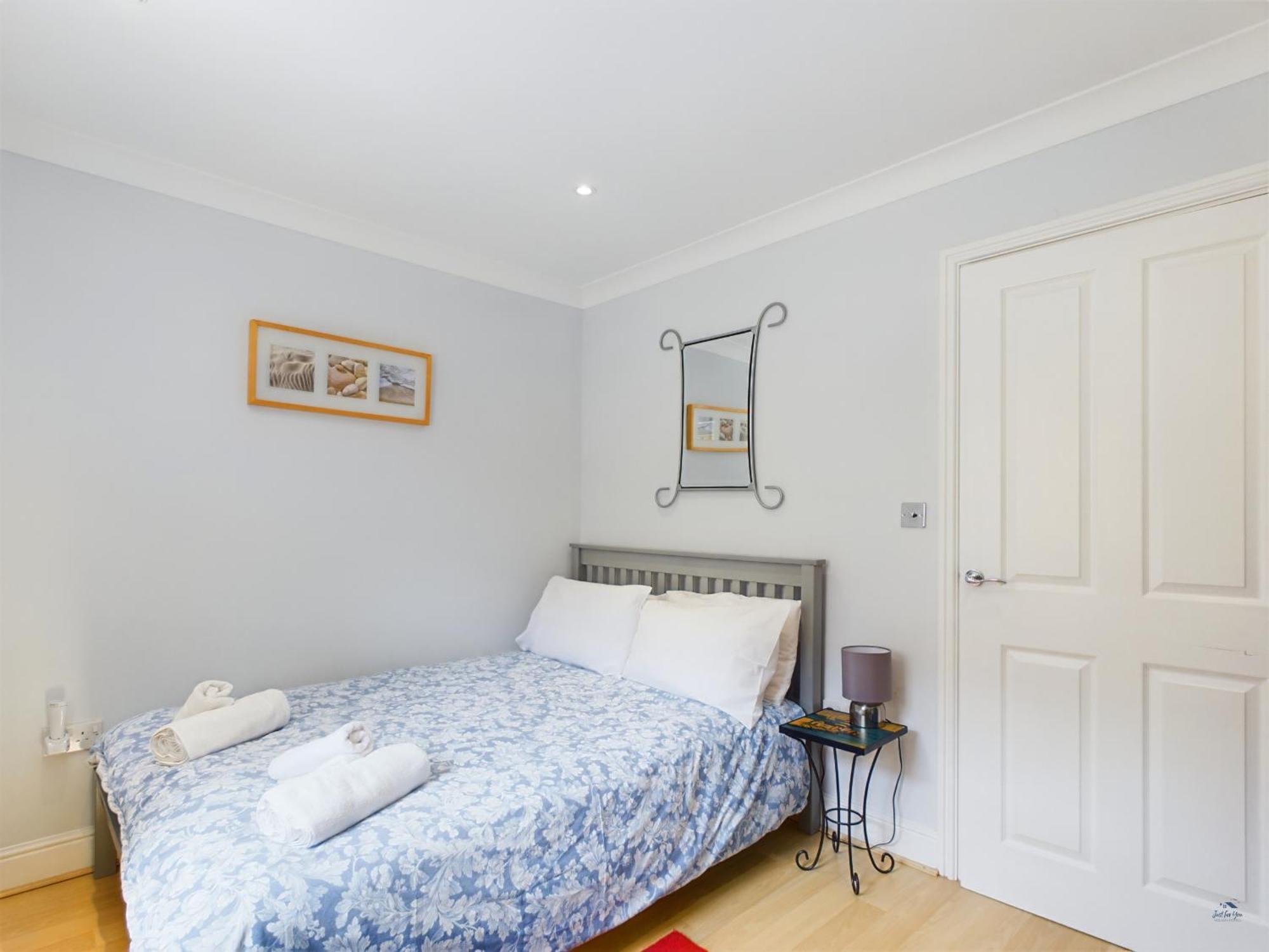 12A Solent Landing Direct Beach Access Bembridge Bagian luar foto